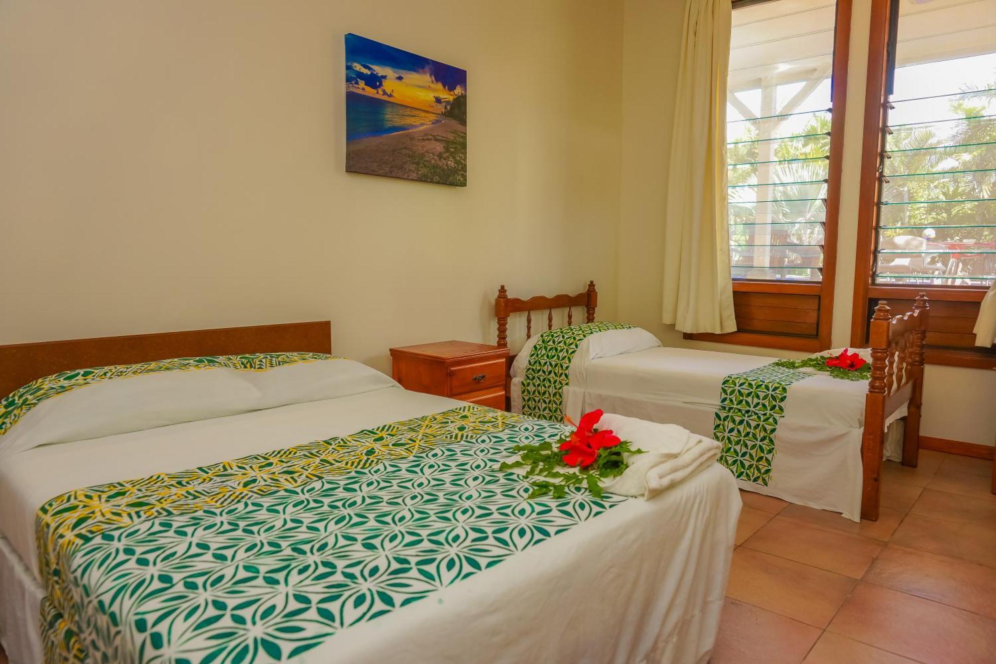 אפיה Lynn'S Getaway Hotel מראה חיצוני תמונה